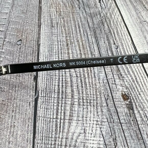 Michael Kors MK5004 Chelsea Sunglasses Gunmetal w/Grey Gradient 1013/11 - Picture 7 of 8